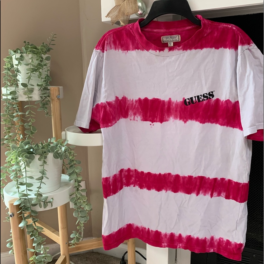 GUESS Vintage Tee Men’s (M)